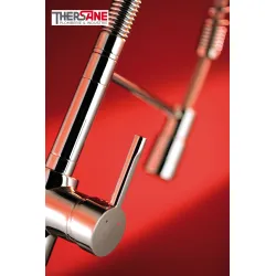 Mitigeur chromé cuisine THEWA UIGE ambiance